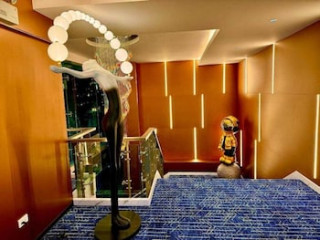 HI RESIDENCE
