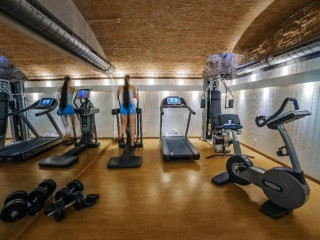 HiLight Suites Hotel