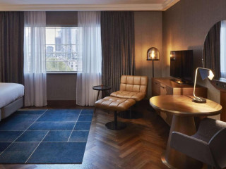 Hilton Frankfurt City Centre