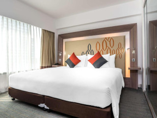 Hilton Garden Inn Bangkok Silom