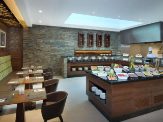 Hilton Garden Inn Dubai Deira