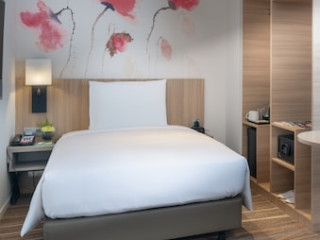 HILTON GARDEN INN KUALA LUMPUR JALAN TUANKU ABDUL RAHMAN SOUTH