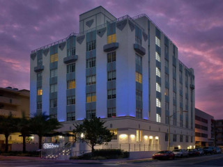 Hilton Garden Inn Miami South Beach