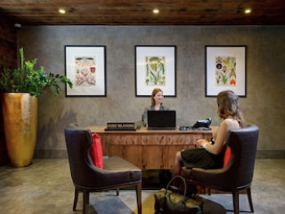 HILTON LONDON BANKSIDE