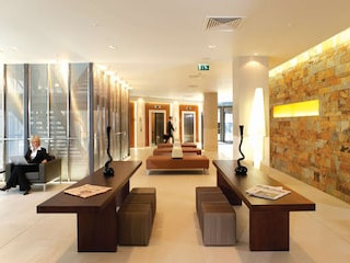 HILTON LONDON CANARY WHARF