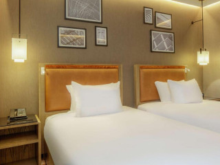 Hilton London Tower Bridge