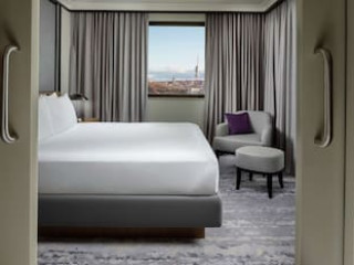 HILTON PRAGUE ATRIUM