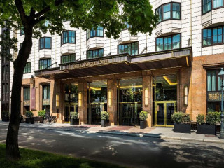 Hilton Vienna Plaza