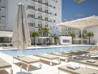 HM AYRON PARK - ADULTS ONLY