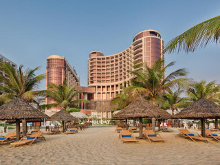 Holiday Beach Hotel Danang