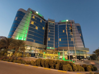 Holiday Inn Abu Dhabi Hotel