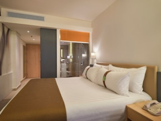 HOLIDAY INN CAIRO MAADI