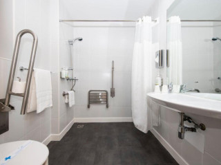 Holiday Inn Express Barcelona City 22
