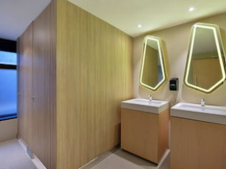 HOLIDAY INN EXPRESS KUALA LUMPUR CITY CENTRE