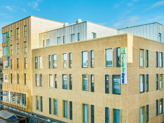 Holiday Inn Express London Ealing