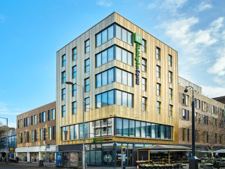 Holiday Inn Express London Ealing