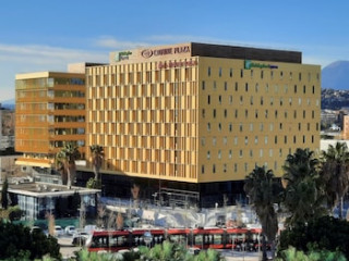 HOLIDAY INN EXPRESS NICE GRAND ARENAS