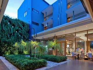Holiday Inn Express Phuket Patong Beach Central