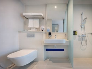 HOLIDAY INN EXPRESS SINGAPORE KATONG (SG CLEAN)