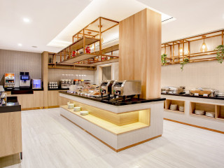 Holiday Inn Express & Suites BANGKOK CENTRAL PIER by IHG