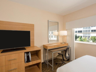 Holiday Inn Miami Beach-Oceanfront