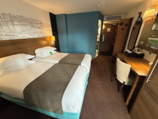 HOLIDAY INN PARIS - MONTMARTRE