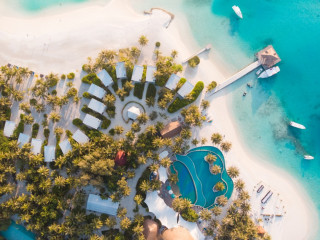 Holiday Inn Resort Kandooma Maldives