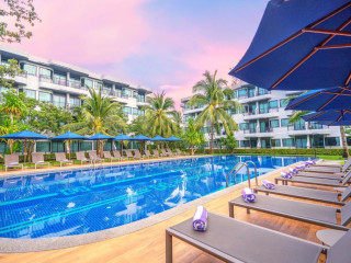  Holiday Style Ao Nang Beach Resort 
