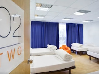 HolidaysBcn Hostel