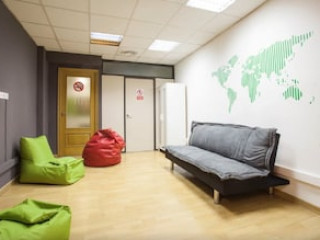 HolidaysBcn Hostel