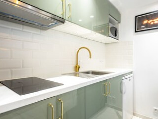 HOLIDAYSINPARIS - BONNE NOUVELLE