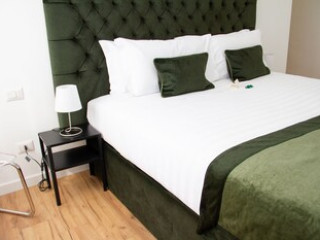 HOME AT ROME VATICAN SUITES