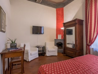 HOME IN FLORENCE B&B