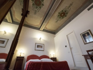 HOME IN FLORENCE B&B