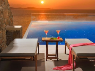 HORIZON HOTEL - ADULTS ONLY