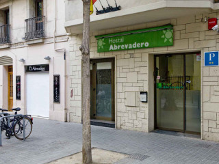 Hostal Bedmates Aparmentos