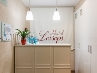 Hostal Lesseps