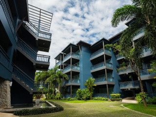 Peace Laguna Resort