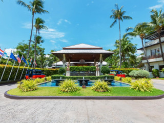 Horizon Karon Beach Resort & Spa