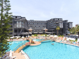 Nova Park Hotel