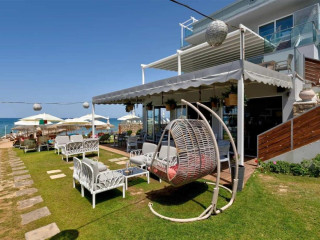 Golden Coast Suites
