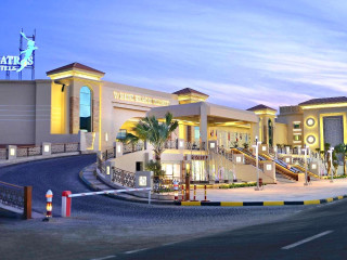 Pickalbatros White Beach Resort