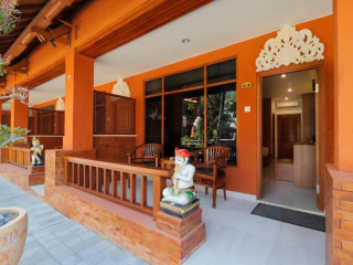 Wina Holiday Villa Kuta Bali