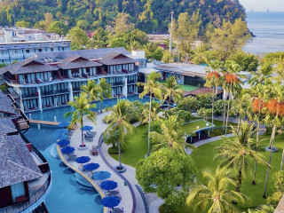 Holiday Ao Nang Beach Resort