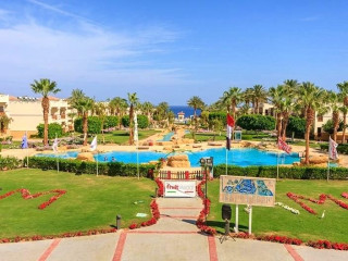 Amphoras Hotel