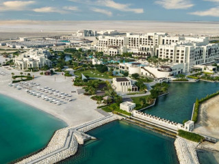 Jumeirah Gulf of Bahrain Resort and Spa