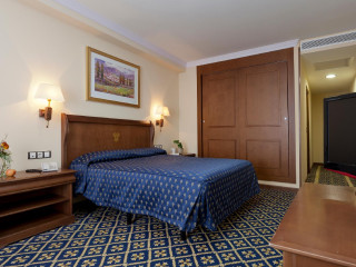 Hotel Agora Juan De Austria