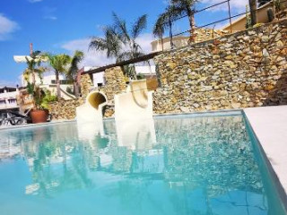 Hotel Alba Seleqtta