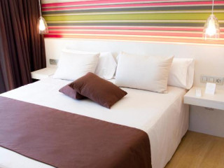 Hotel Alegria Plaza Paris