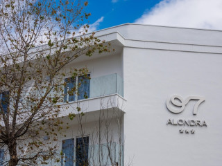 Hotel Alondra